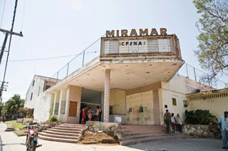 Teatro Miramar exterior