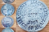 The five medallions were created in memory of Kirsty by her friend and artist Phillip Hardaker