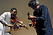 Omar Punte and John Etheridge performing